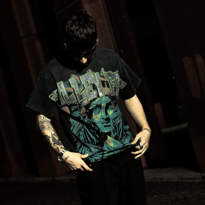 POLERA VALE FOREVER "GRAFFITI"